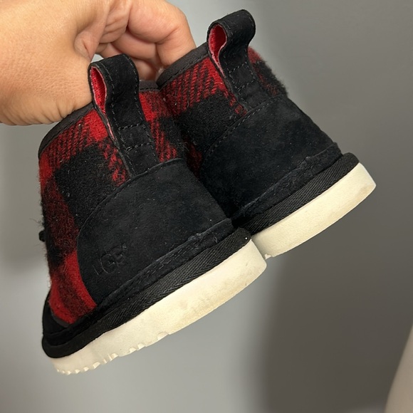 UGG Neumel Plaid Black Suede Boots with Leather Lace Fleece Lining size  US 5 - Picture 9 of 16